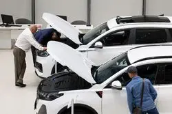 بمب‌گذاری زیر بازار خودرو تهران 