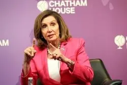  پلوسی با اقدام نظامی علیه ایران مخالفت کرد
