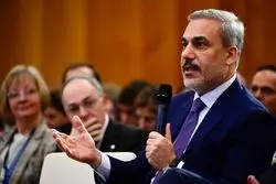 وزیر خارجه ترکیه: تغییر نظام ایران از طریق حمله هوایی غیرممکن است