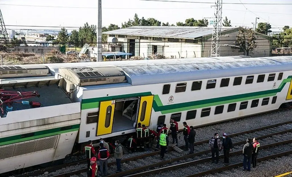 بررسی حادثه متروی تهران - کرج در صحن شورای شهر 