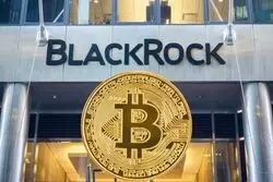 مجوز نخستین ETF بیت‌کوین به بلک‌راک اعطا می‌شود؟