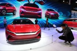 چگونه چینی‌ها تاج تسلا را ربودند؟