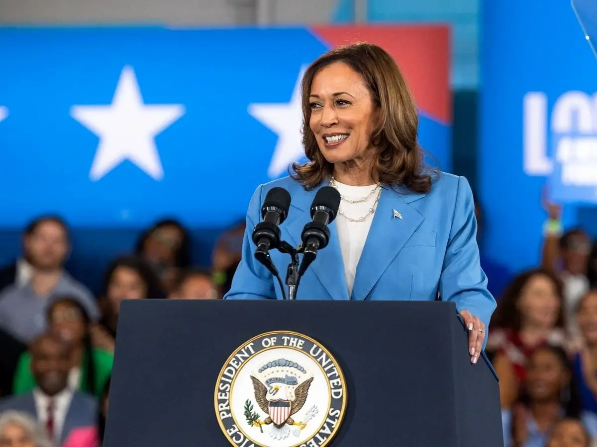 هریس برنامه‌های اقتصادی خود را اعلام کرد/ ترامپ: او دیگر کاملا کمونیست شده است