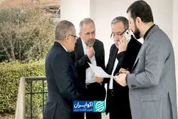 چانه‌زنی دیپلماتیک و نمایش همزمان قدرت نظامی