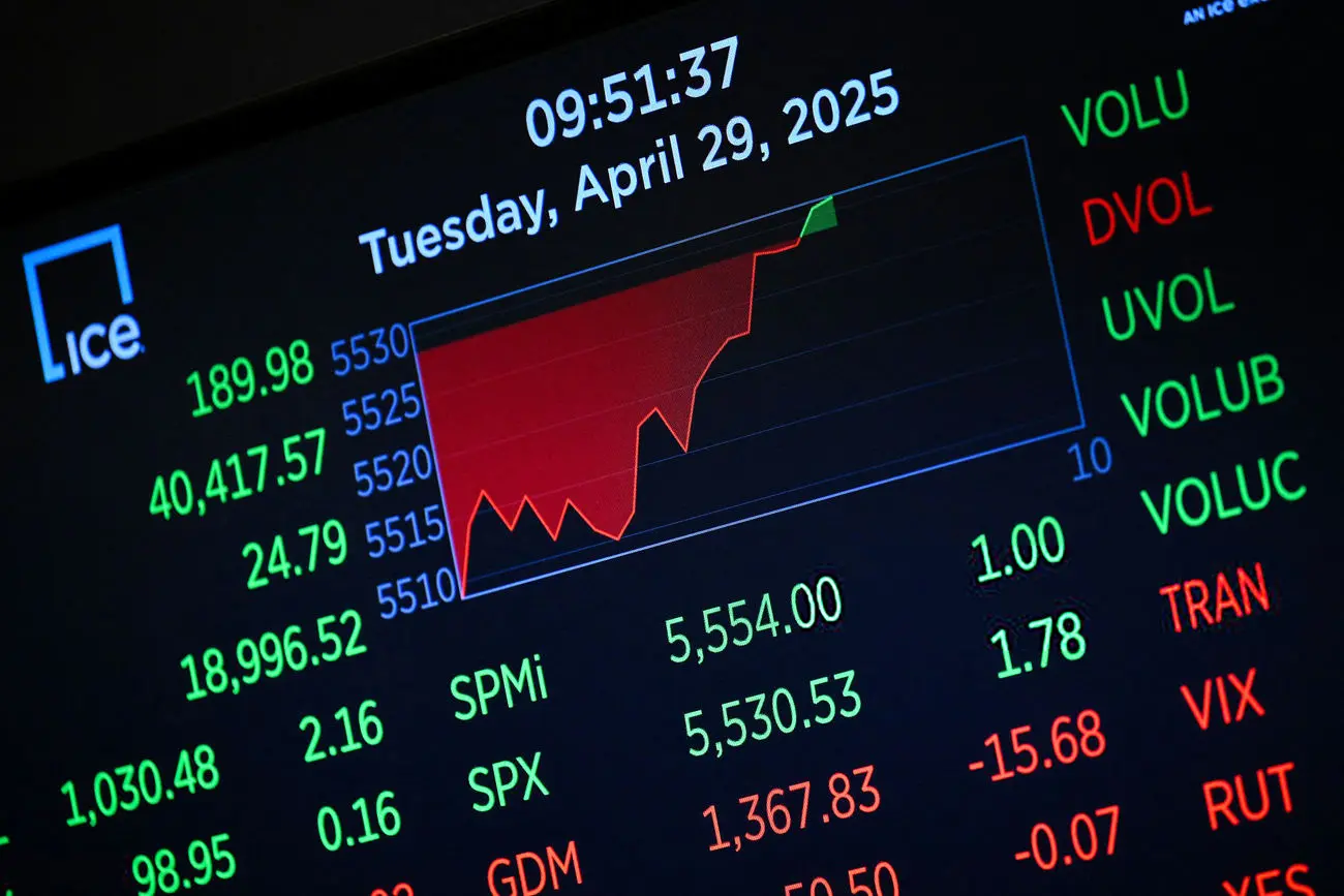 شتاب رشد شاخص کل در آذر