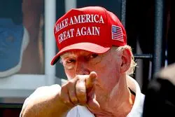 حزبی که ترامپ را می‌پرستد: شب‌ها با تفنگ پر بخواب!