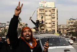 دومینوی دیوانه‌وار سقوط در شام؛ حلقه محاصره اسد تنگ‌تر شد 