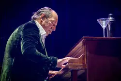 اثر جدید هانس زیمر با چاشنی کریپتو 