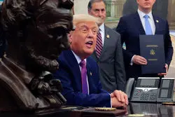 موافقت دولت ترامپ با فروش ۱.۴۵ میلیارد دلار تسلیحات به امارات