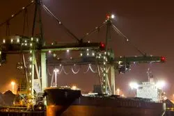 سنگ‌آهن در کانال 90 دلاری کف‌سازی می‌کند؟