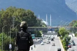 با ورود هیات ۳۰ نفره از مقام‌ های آمریکا به پاکستان؛   اسلام آباد در حالت آماده باش امنیتی قرار گرفت