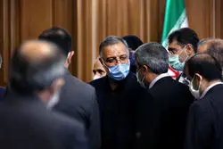 پس لرزه‌های یک تغییر / تذکر گروهی به زاکانی

