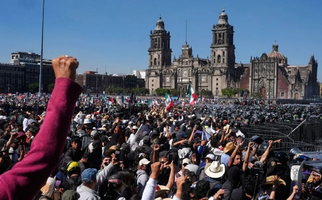 به رهبری نسل Z؛ مکزیکی‌ها علیه سیاست‌های امنیتی رئیس جمهور کشورشان تظاهرات کردند