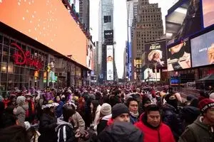 تورم آمریکا به کف چهار‌ساله رسید؛ بازارها به سه نوبت کاهش نرخ بهره امیدوار شدند