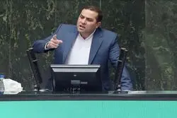 نظری، موافق استیضاح: ما نماینده دو خودروساز هستیم یا مردم؟