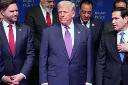 معاون ترامپ دوباره ایران را تهدید کرد/ رئیس جمهور ترامپ گفت بروید و مذاکره کنید/ اگر ایران برنامه هسته‌ای خود را بازسازی کند و به کشتی‌های تجاری شلیک کند....