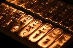 خروج سرمایه‌گذاران از پناهگاه امن؛ طلا دومین هفته نزولی را ثبت کرد