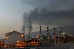 میانگین صادرات ماهانه نفت در آستانه 3 میلیارد دلاری شدن