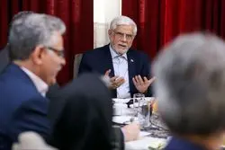 عارف: باید قهر اعلام‌نشده علوم اجتماعی با نظام حکمرانی پایان یابد