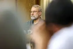 لاریجانی: به شما چه ربطی دارد که درباره برد موشک های ایرانی نظر می دهید؟